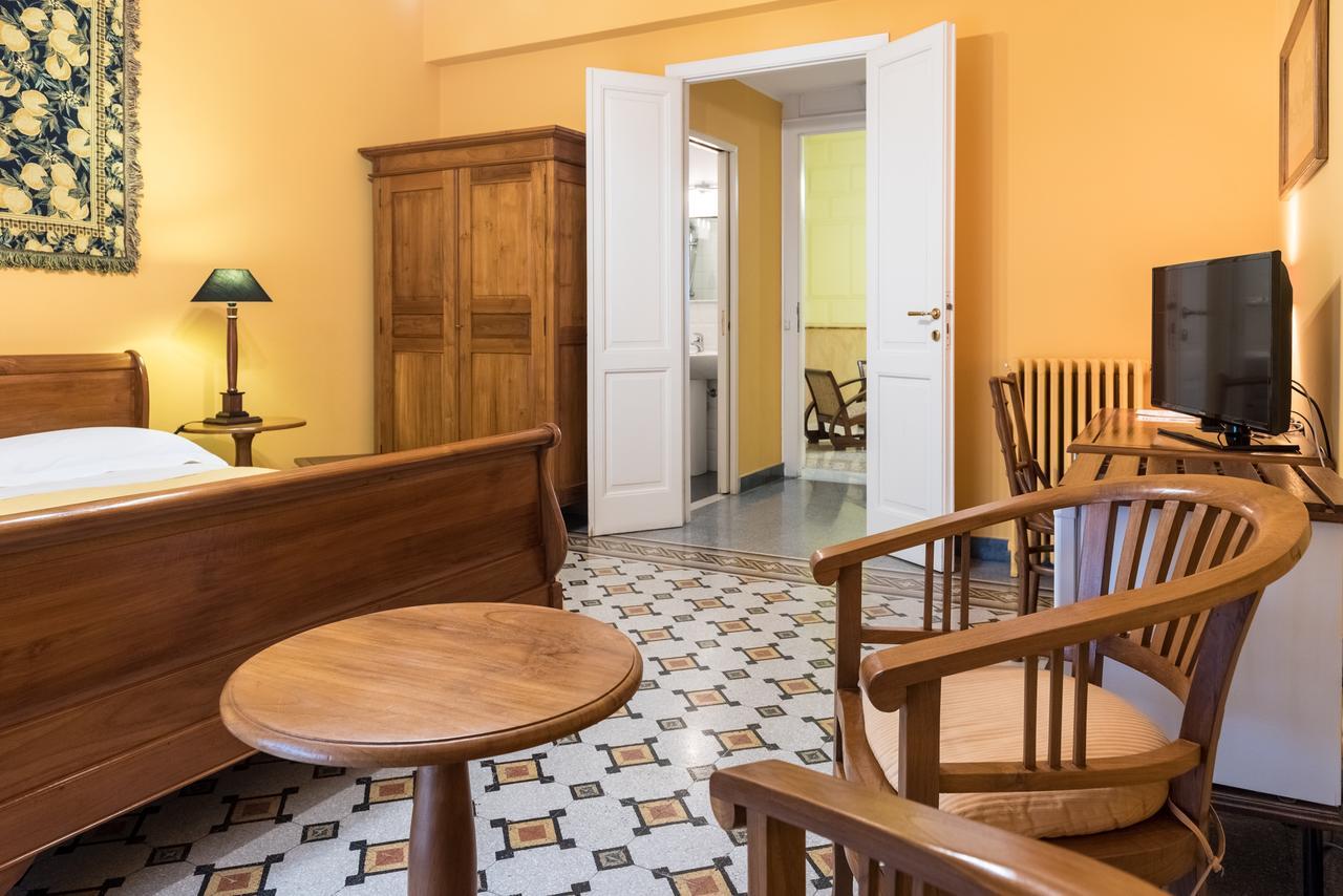 Guest house Palazzo Pantaleo 3*