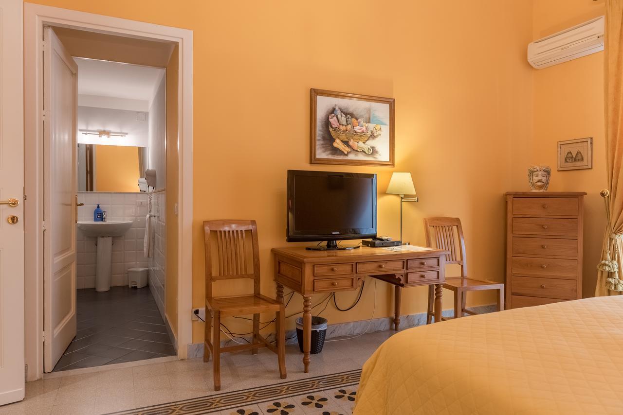 Palazzo Pantaleo Gasthof 3*