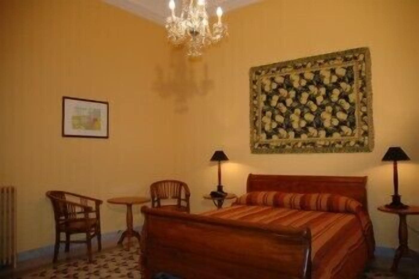 Palazzo Pantaleo Maison d'hôtes 3*