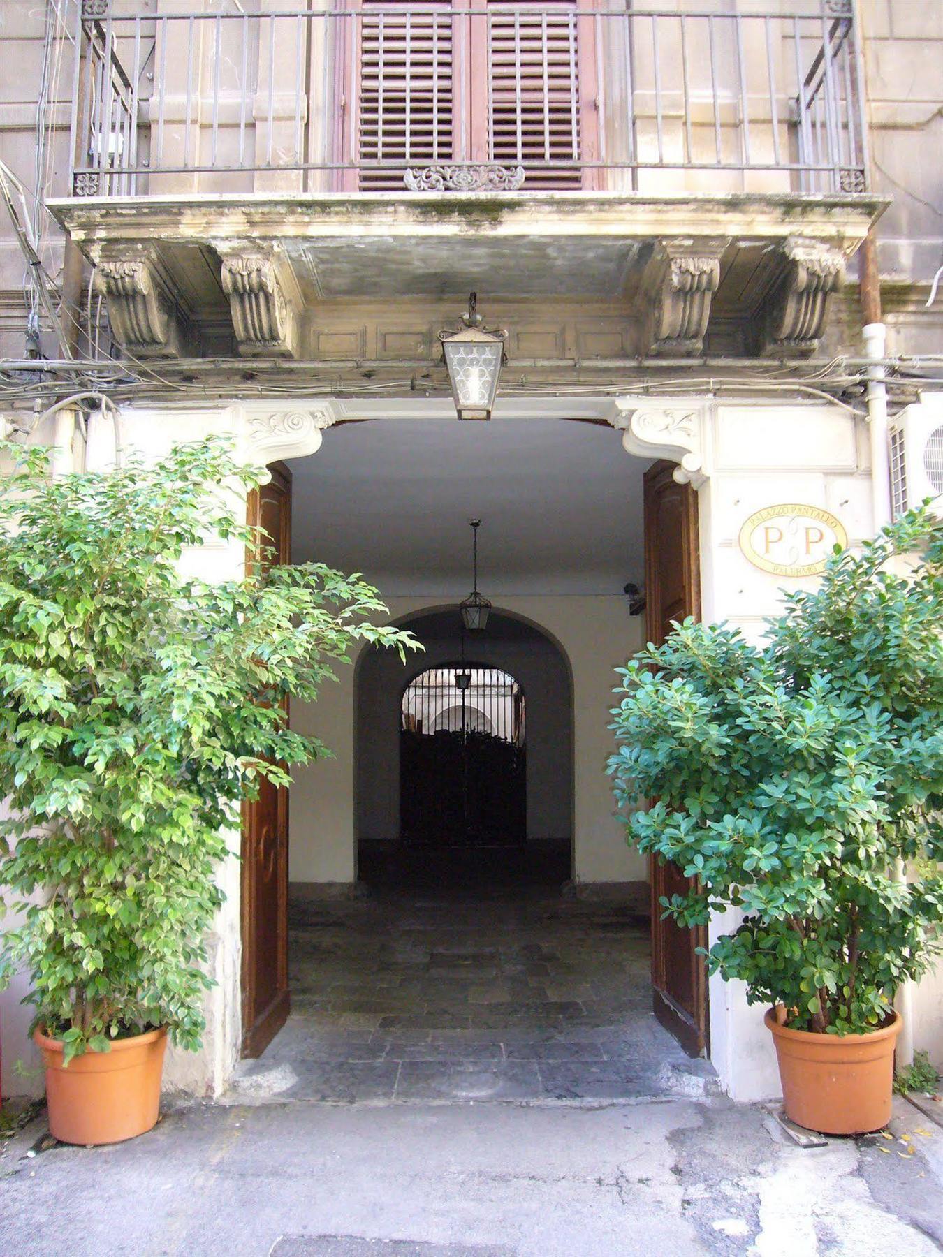 Palazzo Pantaleo Maison d'hôtes 3*